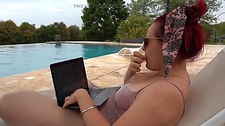 Redandreamoon & Coralielacoquine French Vlog: Poolside Blowjob and Handjob with BBW Nude Fun