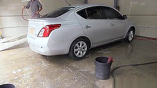 Big Colombian Ass At The Car Wash