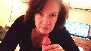 Fully clothed beautiful amateur mature blowjob on a college student on Thanksgiving break