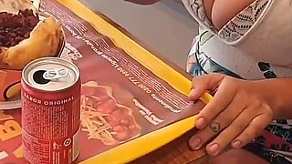 Sexo Em Essa Garota Em Troca De Chease Burguer
