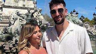 Ambre, 28 Years Aged, Nursing Secretary In Bordeaux!