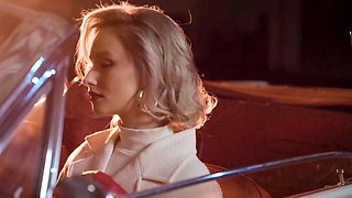 Petite MILF model exposed amazing body