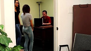 Amateur Brunette Webcam Show