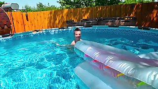 Homemade Blowjob In Outdoor Pool With Verified Amateurs