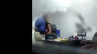 Indian Manager Affair With Employee:Boobs Pressed, Sucking and Handjob
