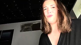 maggierosexo - A Nurturing Mommy Handjob