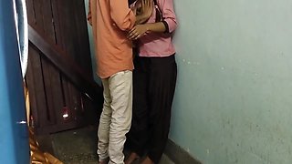 Indian Virgin School Girl Ki First Time Fucking Video
