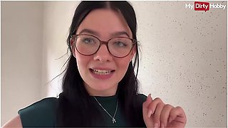 Teen (18+) Amateur Roxi Black Learns How To Suck Dick