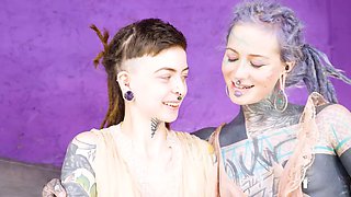 Shy Alt Girl Teen Tries First Anal with Tattooed Girl Doxy