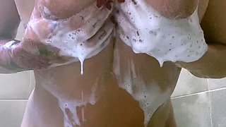 Big boobs milf masturbates with her dildo