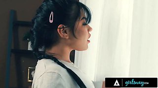 Girlsway - crank Summer Col answers the door in just a strap-on for super-sexy courier Chanel Camryn