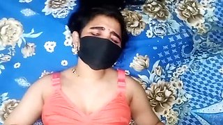 Dark Room Desi Bhabhi Fuck - Homemade Indian Couple Sex in Missionary & Doggy Style