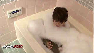 Akina Haras Sultry Japanese Bath Time Treat Enjoying Her Own Unique Blowjob Talent