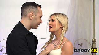 Daddy4k. i used my fishnets to take hold of your daddy \ud83d\udc8b