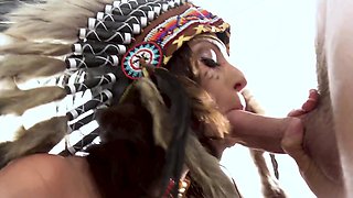 Ariella Ferrera rides lover's tool after receiving oral