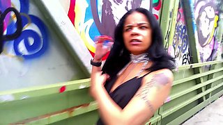 Plus-size ebony beauty Boricualovenyc strips down in public all by herself