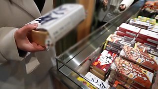 435MFCW-001　旅は貞淑妻さえも大胆にさせる…すぐ傍に人の気配を感じる露天風呂で身も心も大解放！「お家でこんなになったことない…」ねっとりピストンで愛される悦びを思い出した身体はイキっぱなし！