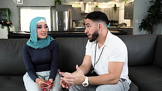 Arab teen gets focus lessons from coach