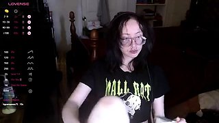 Brunette Solo Webcam Masturbation