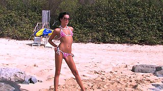 SMALL TIT BRUNETTE TATTOOED TEEN GIRLFRIEND CAUGHT IN SHOWER