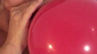 B2p in the Hotel - Red Balloon