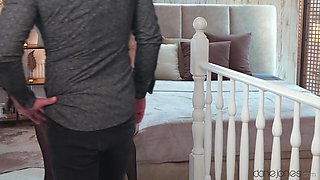 Isabella De Laa's Fetish Feet in Seductive Stockings Play