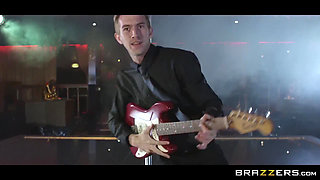 Brazzers - Danny Tries to Shoot a Movie but Ends up Doing What He Does Best, He Fucks Viola Bailey