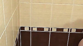 My Hot BBW Wife Masturbates in the Shower