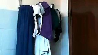 Desi Indian Bhabhi Full Shower Video Hiddencam Bath