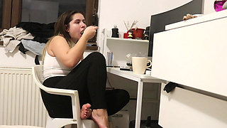 Farting While Eating at My Desk