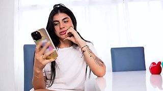 Fucking sexy Latina face in the shower using a big dick