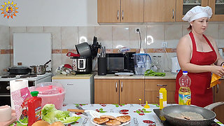 Behind the Scenes: Eating Burgers Naked in my Kitchen