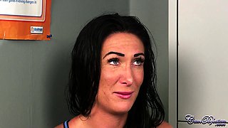 Close up with lesbo getting cunt toyed