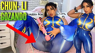 Sexy Cosplayer Dressed as Chun Li Cums Hard with Hitachi Vibrator