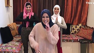Arab muslim chicks fuck BBC before their prayer WTF