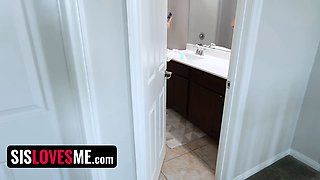 Stepbro is addicted to watching on his petite sister in law Ashley Alexander in the douche