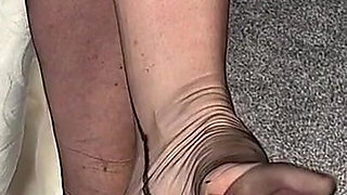 Vgq12 Classic Girdle and Stockings