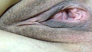 AnnaBUST's Huge Gaping Pussy Closeup in Yellow Lingerie - MILF Solo HD
