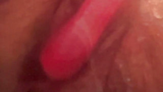 Intense creamy squirt using fucking machine