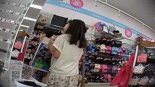 Korean wife on couch Amateur Asian Japanese Korean Webcams