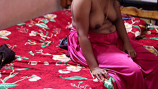 Indian Malayali Girl Shows Her Body and Boobs