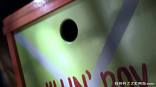 Jillin' In The Box With Jessy Jones, Piper Perri - Brazzers