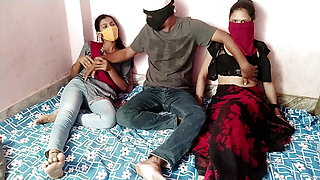 SoteliMaa Beti Ko Ek Sath Choda - Desi Indian threesome Porn In Hindi
