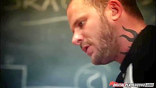 Tara Lynn Foxx, Scott Nails And Jenna J Foxx - Short-haired Blondie Pleasures Tattooed Dude In The