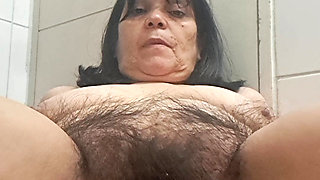 Stepmom's Very Hairy, Wet, Open Shell