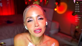 Solo with perfect big boobed blonde Alexis Ford