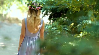 Cute European MILF model passion posing