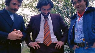 Amateur brunette toys and fucks