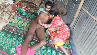 Desi Housewife Hardcore Fucking Sex in Desi Style