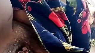 African Isabella Loves Pee-games